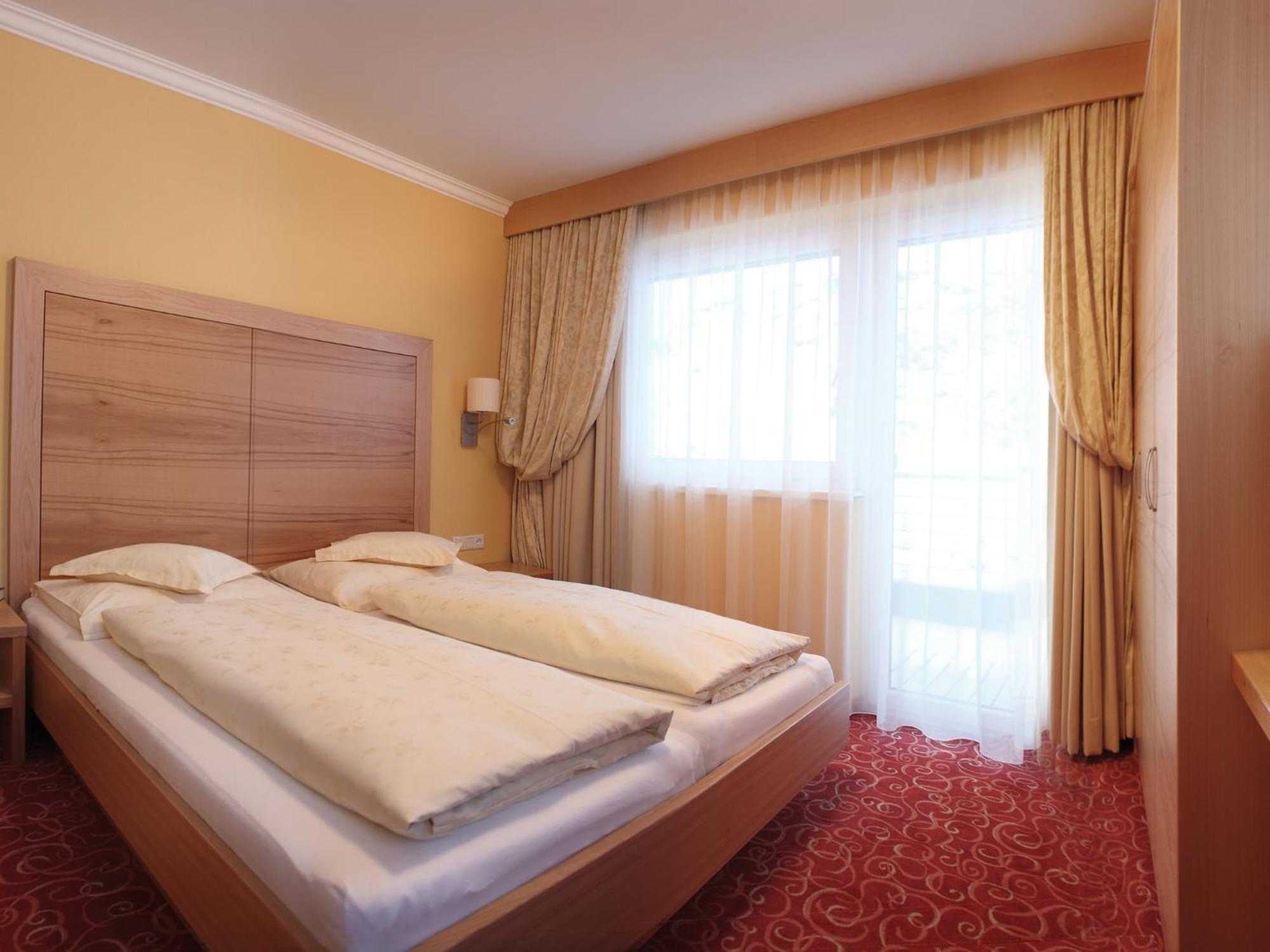 Hotel Gotthard-Zeit Obergurgl Rum bild