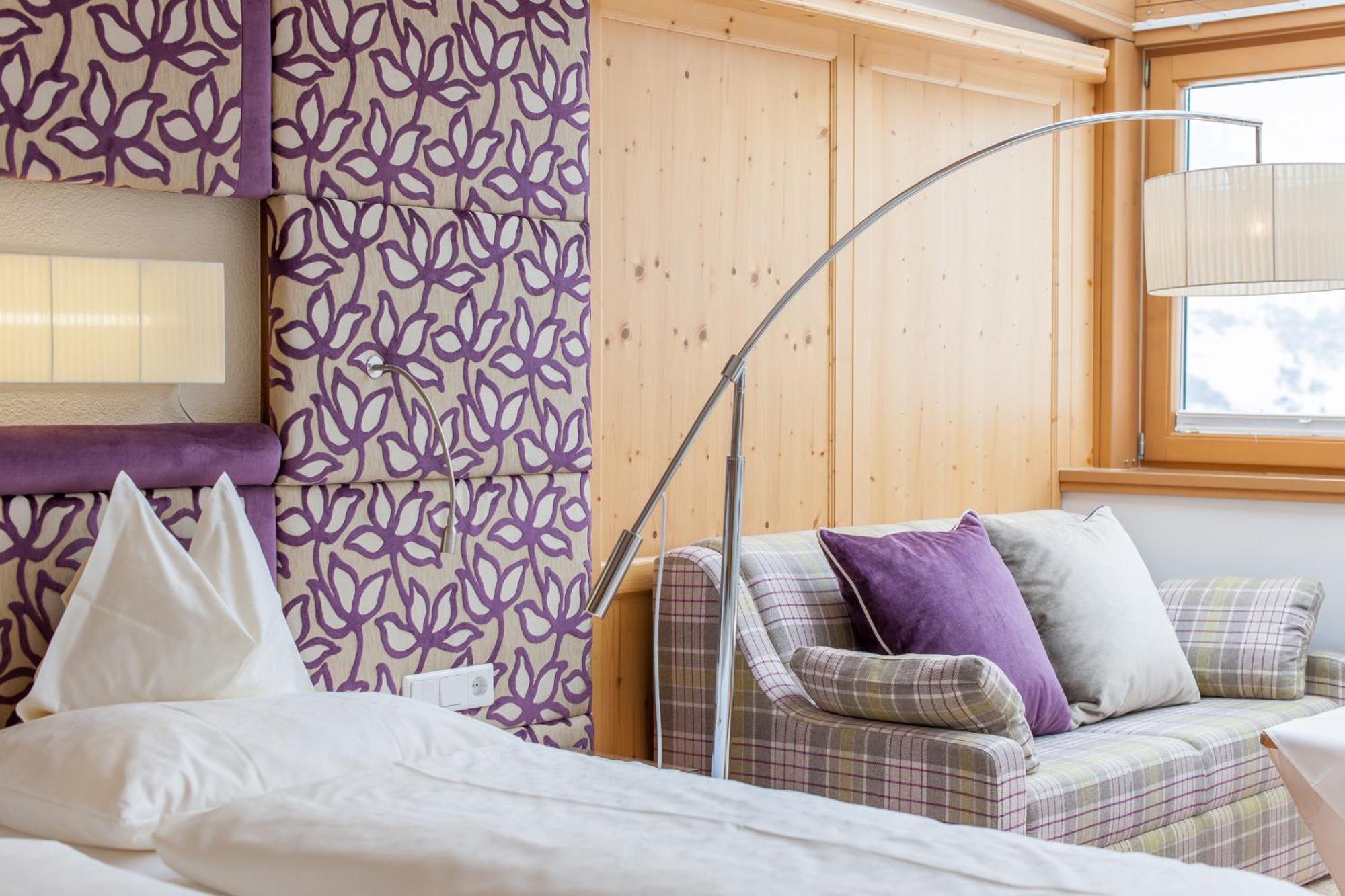 Hotel Gotthard-Zeit Obergurgl Rum bild